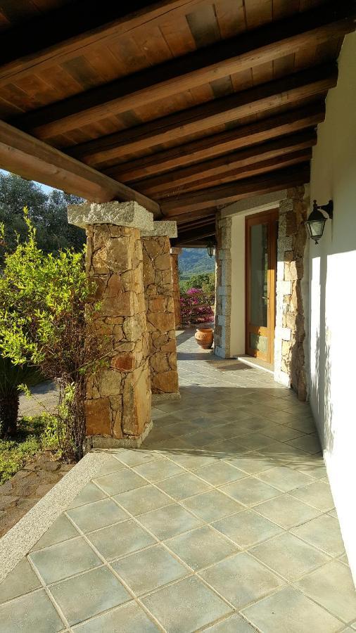 מונטי Agriturismo Desole מראה חיצוני תמונה